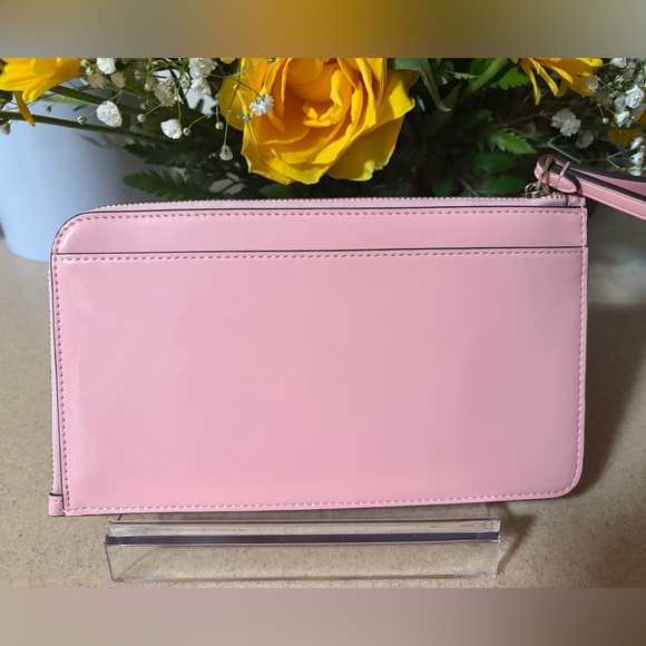 Kate Spade Lucy Medium L-Shaped Blush Pink Patent Wristlet Clutch in Tea Rose - Picture 2 of 7
